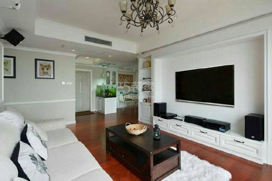 -逸翠园小区150平米欧式风格设计方案